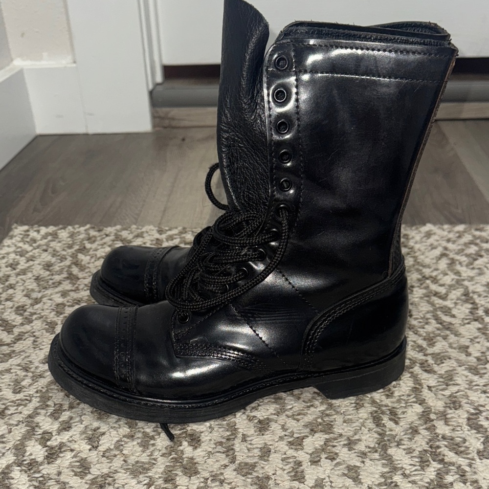 Sleek Black Women's Combat Boots - Picture 2 of 2